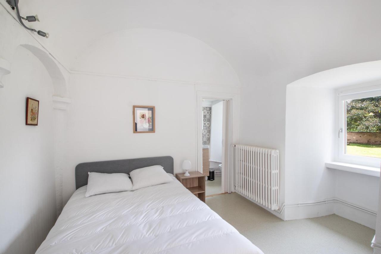 Cabana & Le Gite De La Tour - Proche Macon Nord Lugny Eksteriør billede